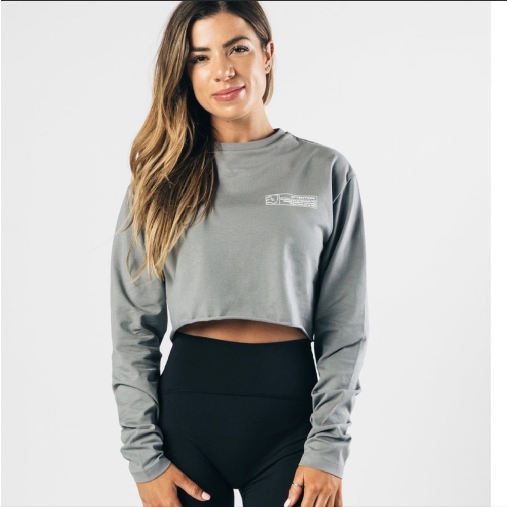 Alphalete Tectonic Long Sleeve Crop